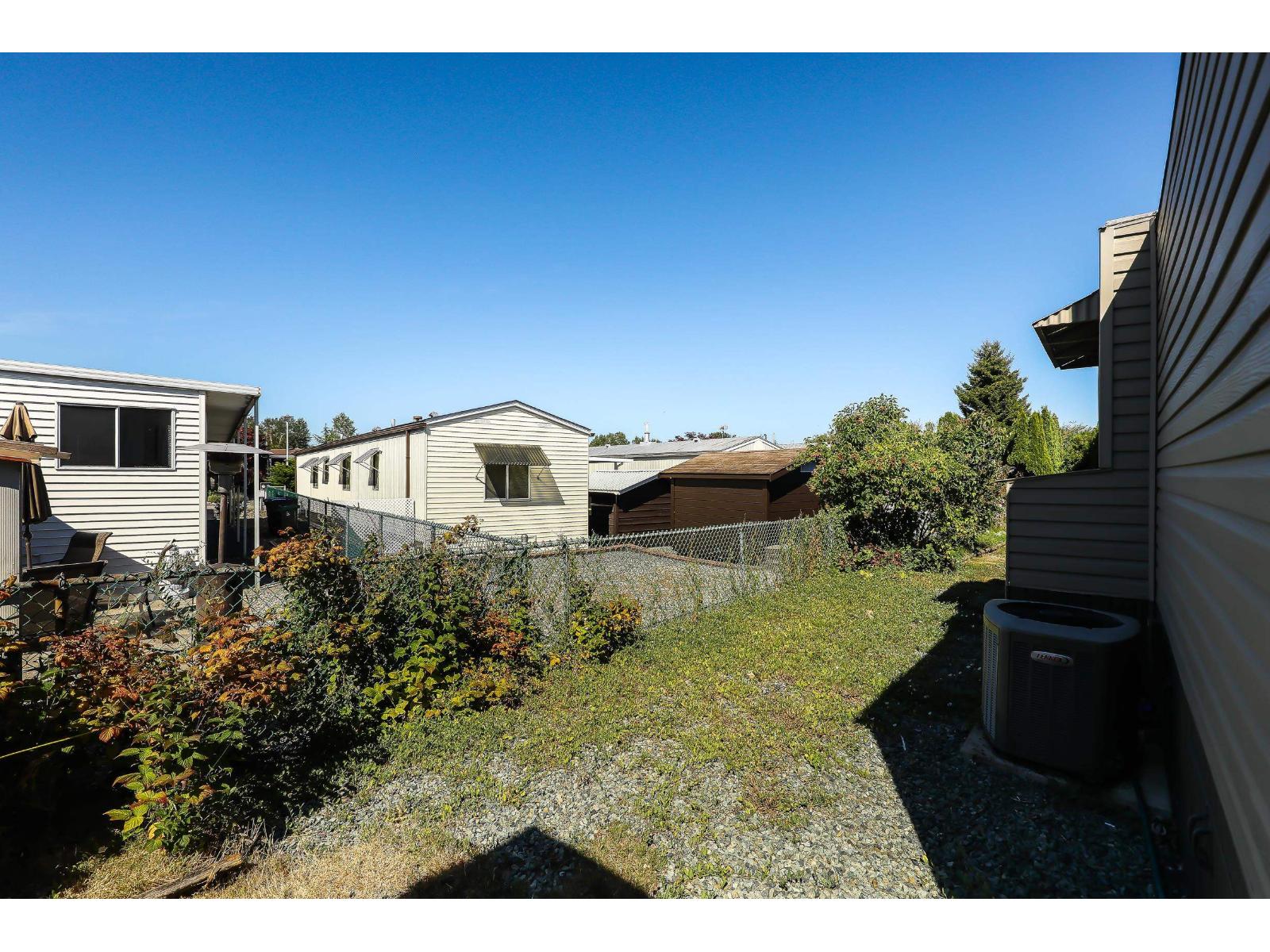 Photo 26 of 43 15875 20 Avenue, Surrey BC