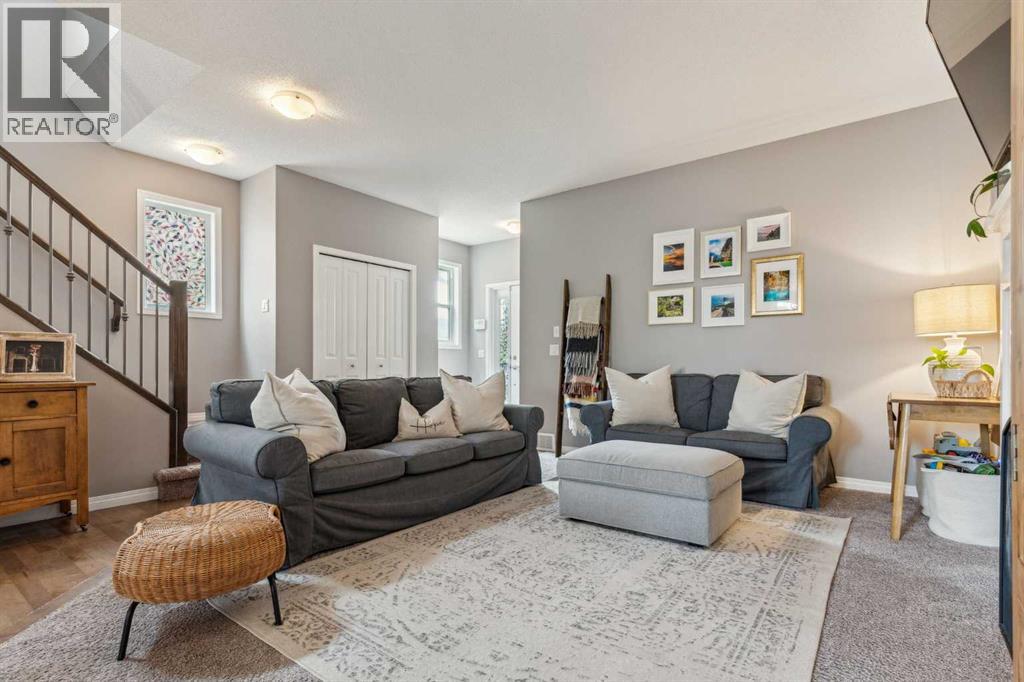 Photo 3 of 114 Sagewood Drive Sw, Airdrie AB