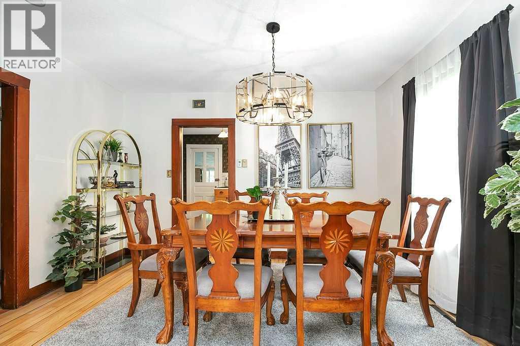 Photo 15 of 5037 48 Street, Sylvan Lake AB