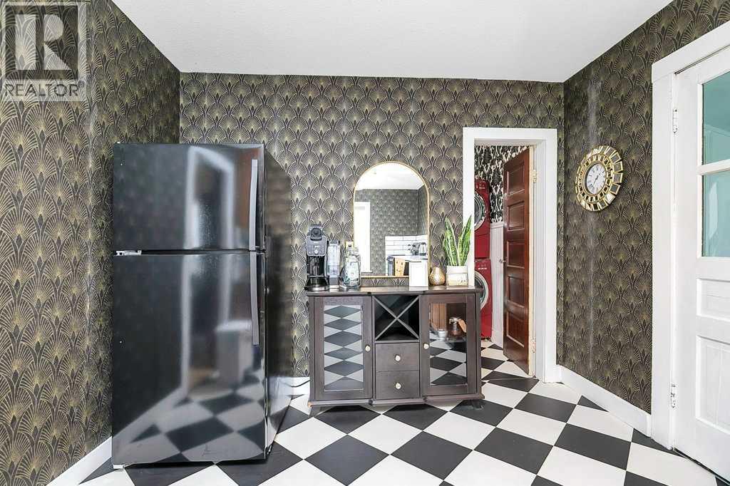 Photo 6 of 5037 48 Street, Sylvan Lake AB