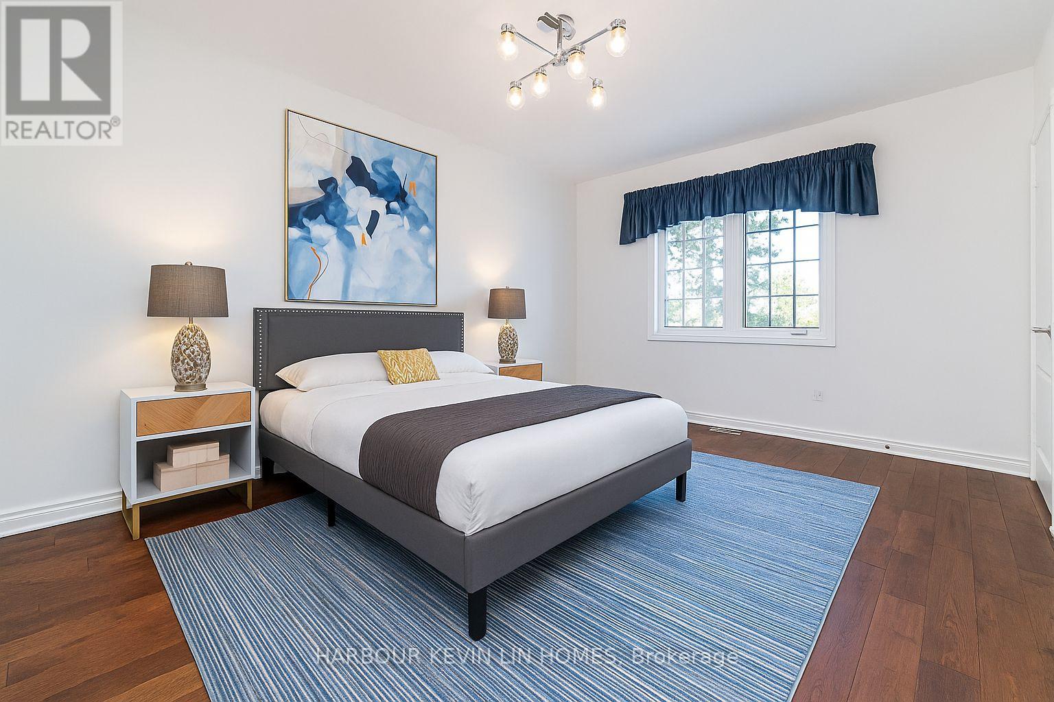 Photo 35 of 10 Edmund Crescent, Richmond Hill ON