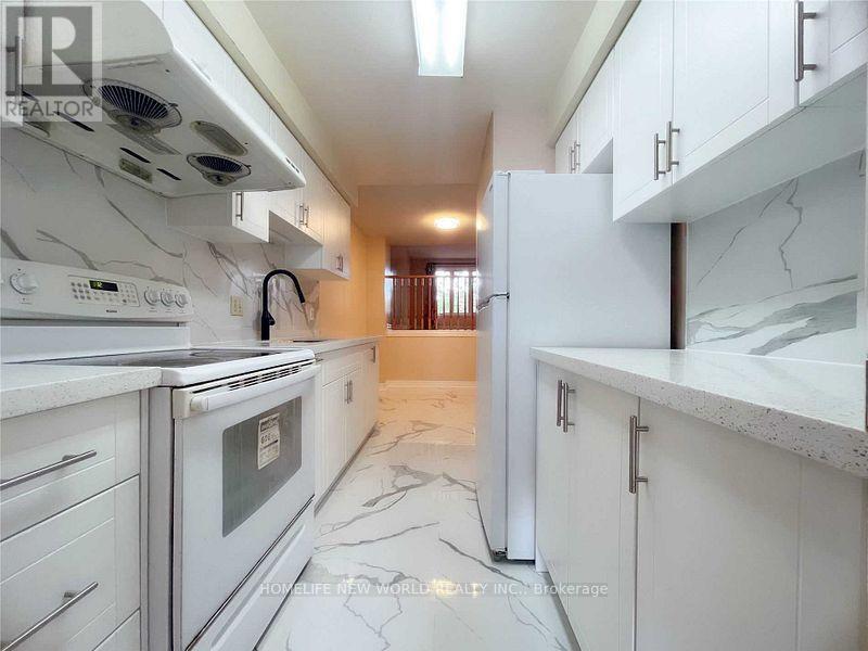 Photo 20 of 94 Seamist Crescent, Toronto ON