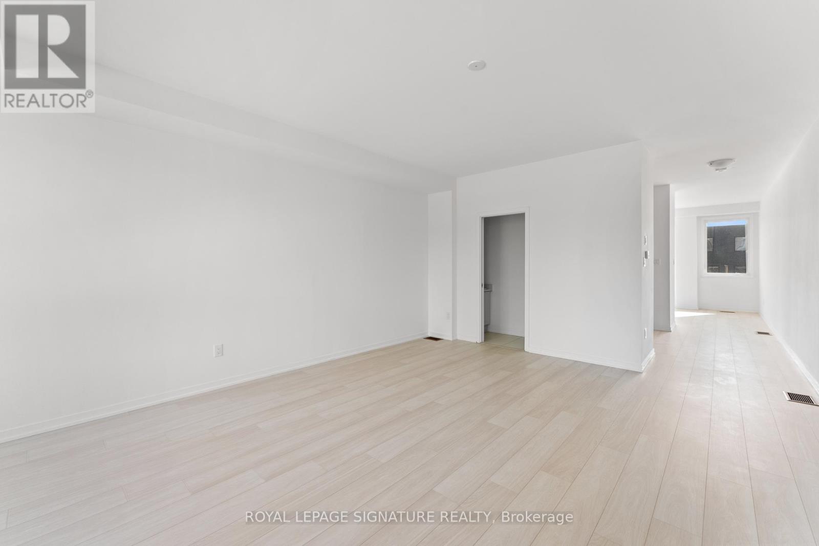 Photo 24 of 193 Monarch Avenue, Ajax ON