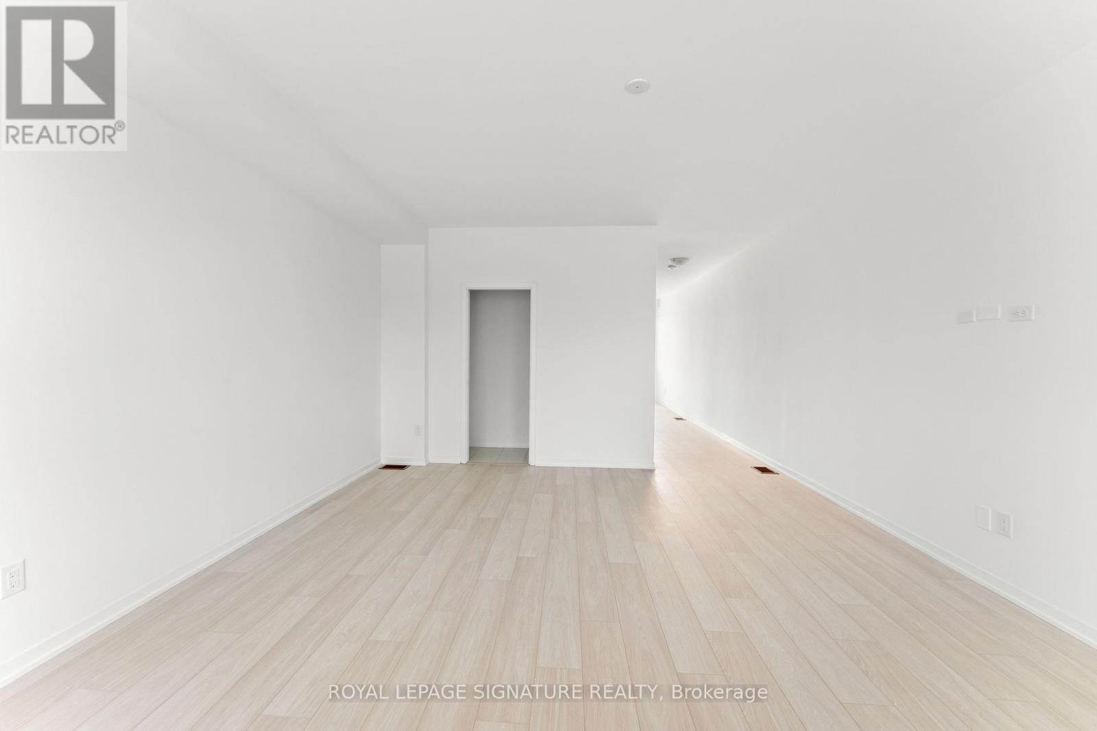 Photo 25 of 193 Monarch Avenue, Ajax ON