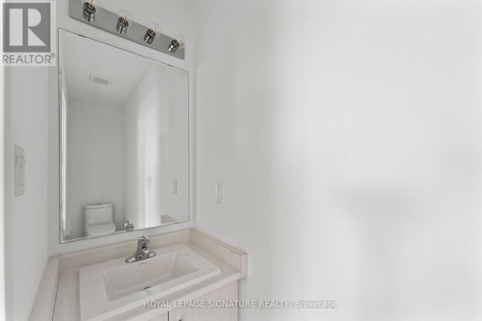 Photo 26 of 193 Monarch Avenue, Ajax ON