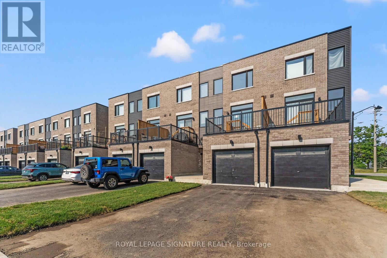 Photo 36 of 193 Monarch Avenue, Ajax ON