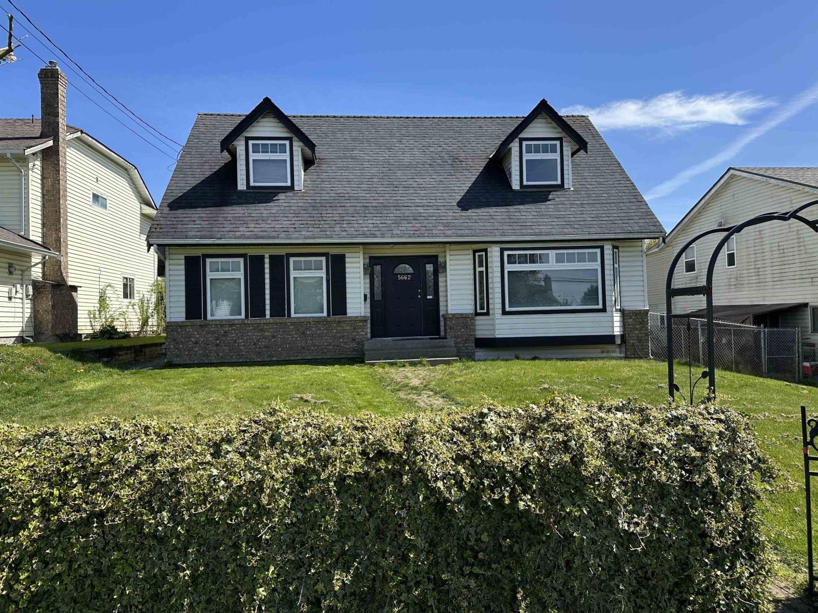 Photo 23 of 5662 184 Street, Surrey BC