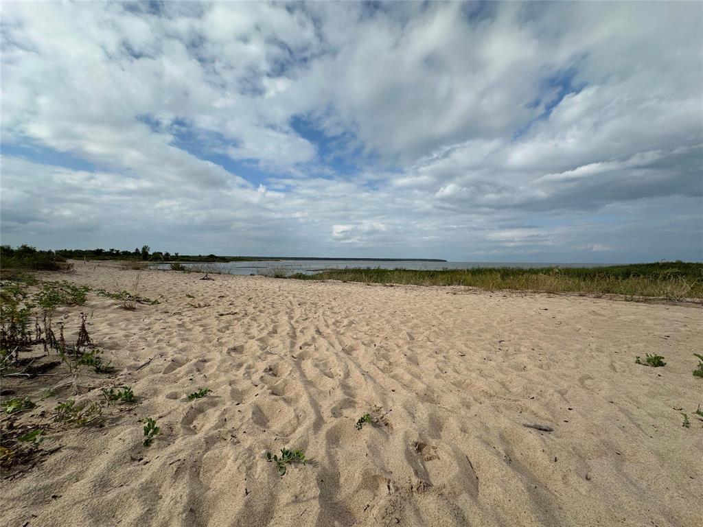 Photo 14 of 8 Bella Dan Avenue, Victoria Beach MB