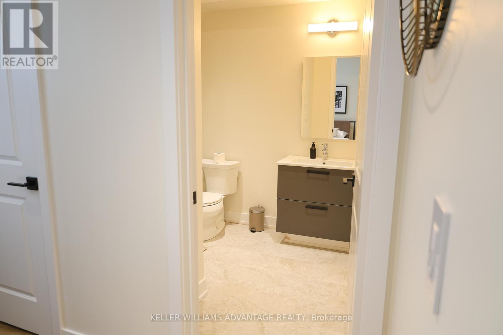Photo 3 of Unit 2 50 Castleton Avenue, Toronto ON