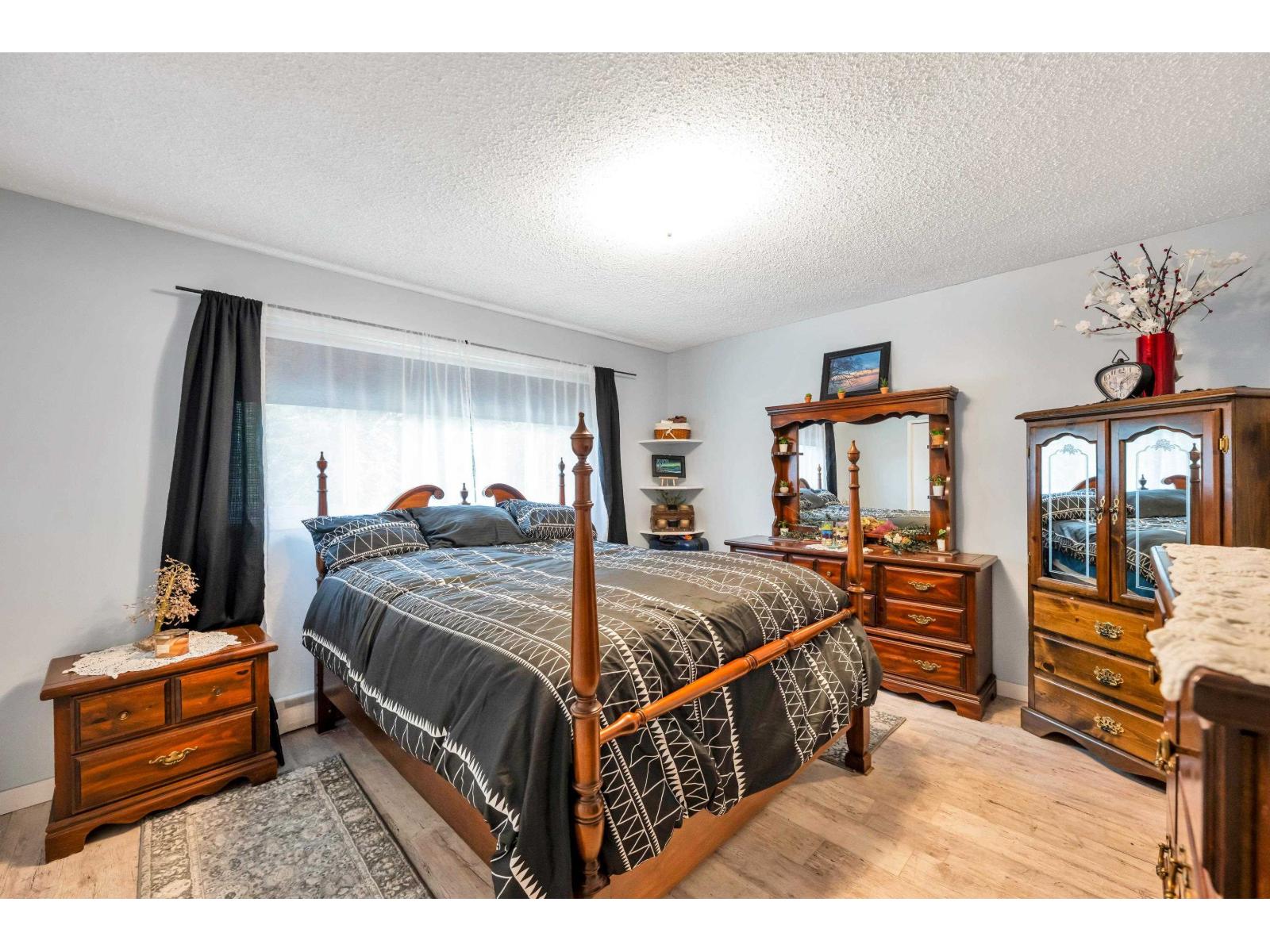 Photo 17 of 31544 Sunnyside Crescent, Abbotsford BC