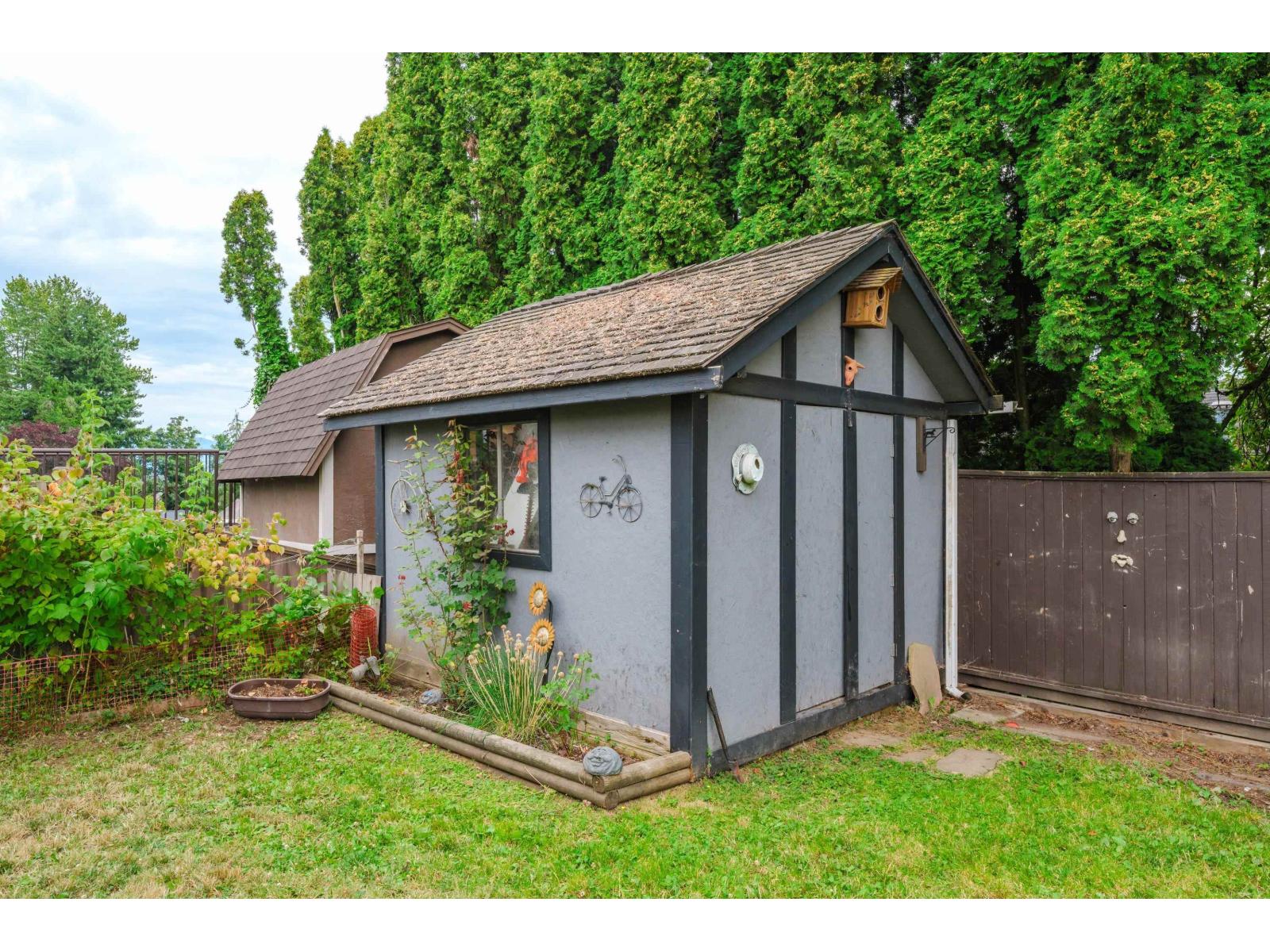 Photo 38 of 31544 Sunnyside Crescent, Abbotsford BC