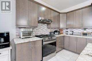 Photo 12 of 12 Mitten Court, Hamilton ON