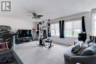 Photo 17 of 12 Mitten Court, Hamilton ON