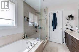Photo 24 of 12 Mitten Court, Hamilton ON