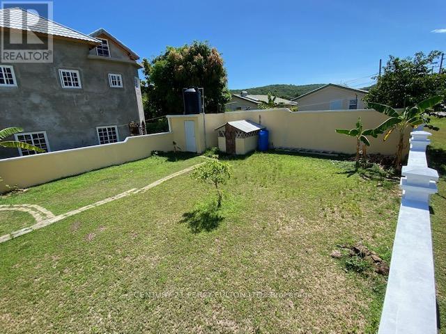 2 MOLTAN CLOSE E - 24