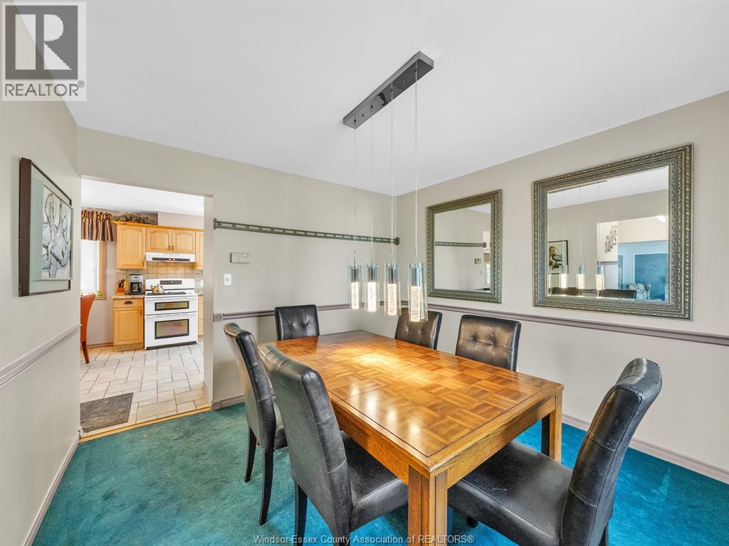Photo 11 of 464 Walnut Drive, Amherstburg ON