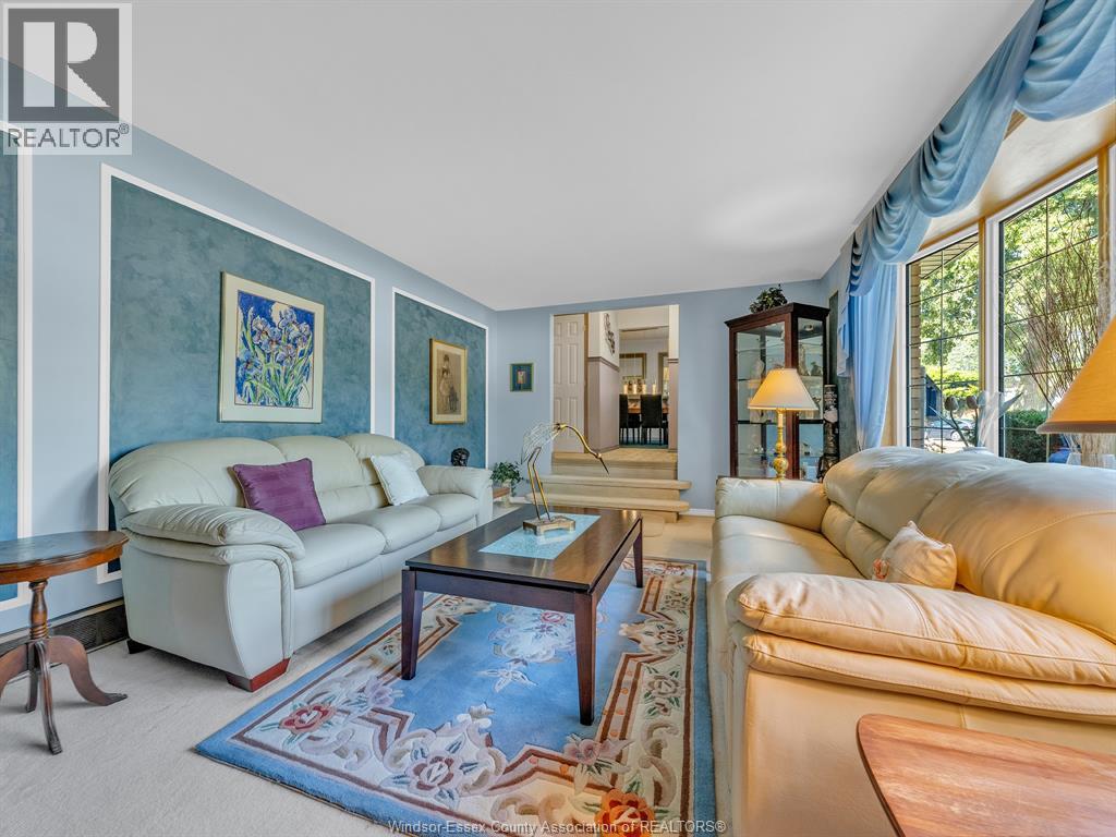 Photo 5 of 464 Walnut Drive, Amherstburg ON