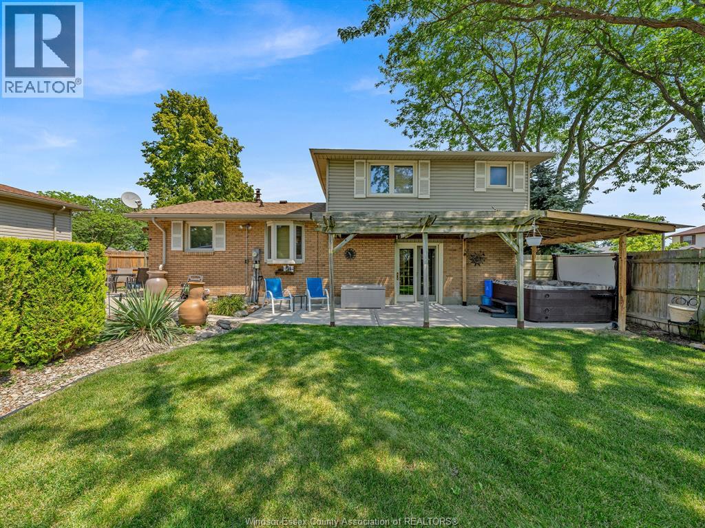 Photo 22 of 464 Walnut Drive, Amherstburg ON