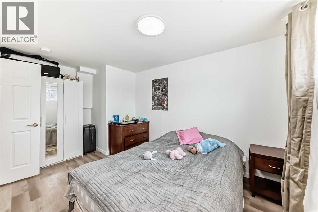Single Family House Bi-level for Sale in  A Avenue SE Dover Calgary 