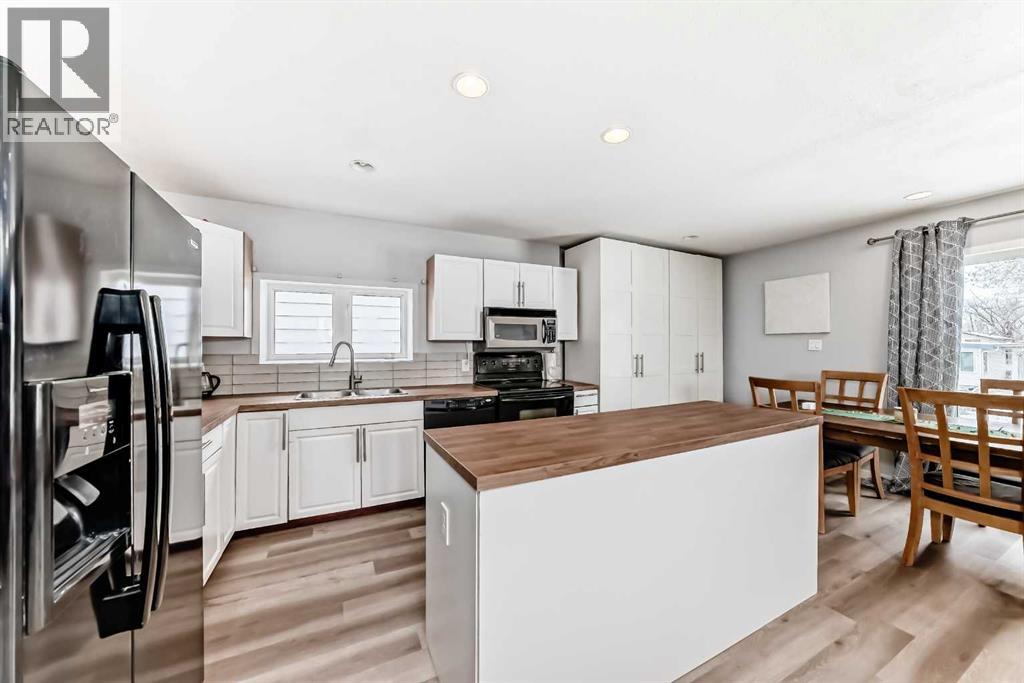 Single Family House Bi-level for Sale in  A Avenue SE Dover Calgary 