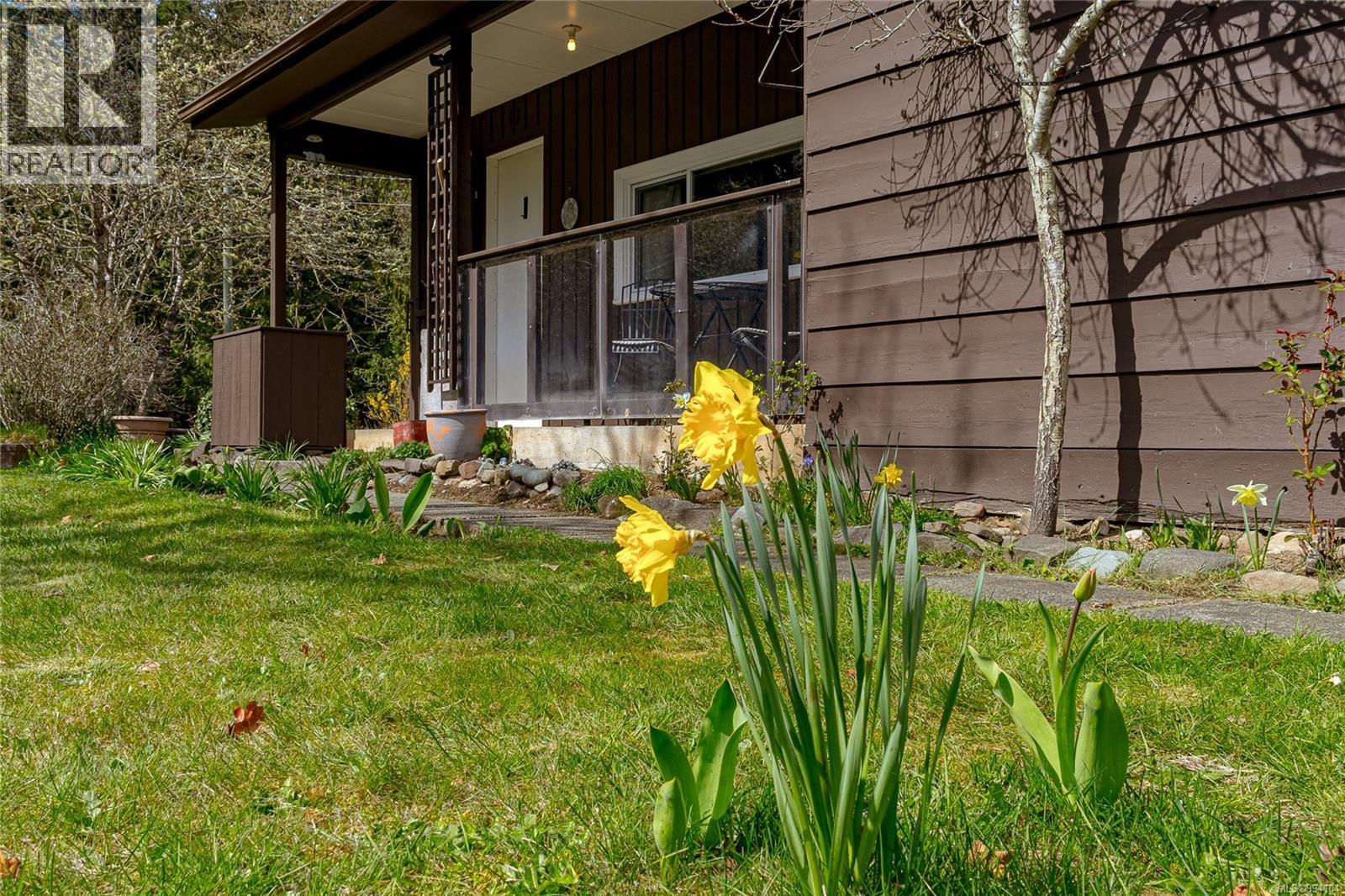 Photo 51 of 6633 Hillcrest Rd, Duncan BC