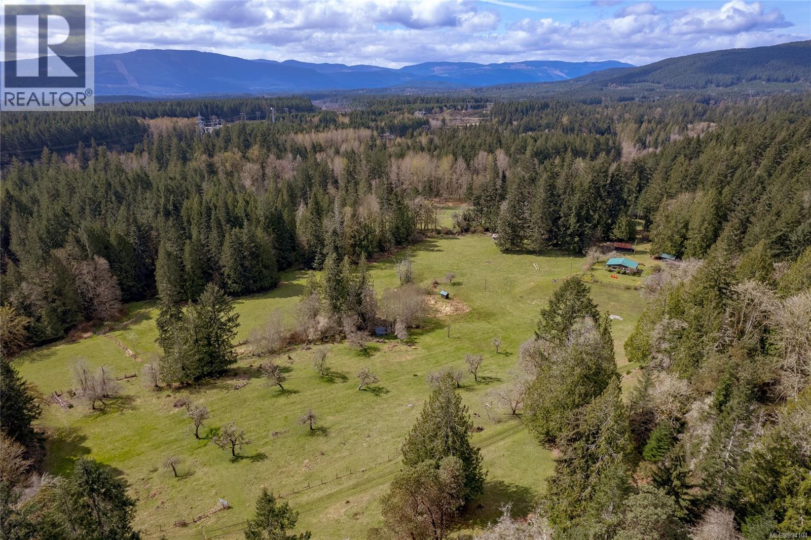 Photo 31 of 6633 Hillcrest Rd, Duncan BC