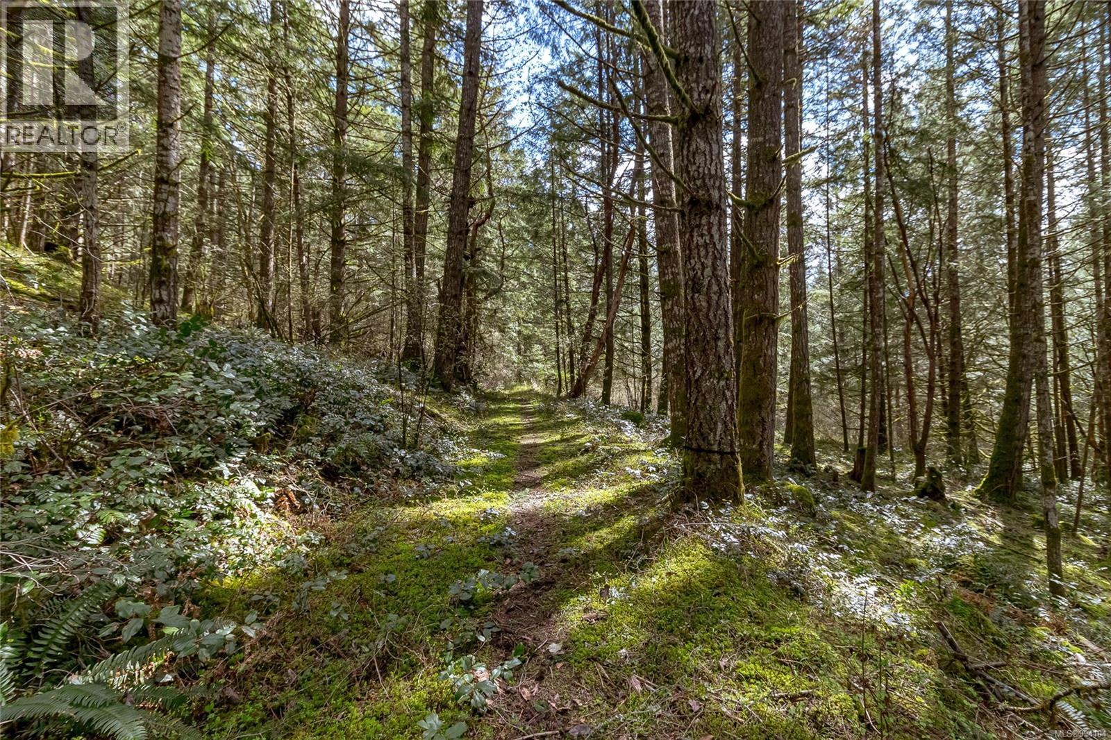 Photo 75 of 6633 Hillcrest Rd, Duncan BC