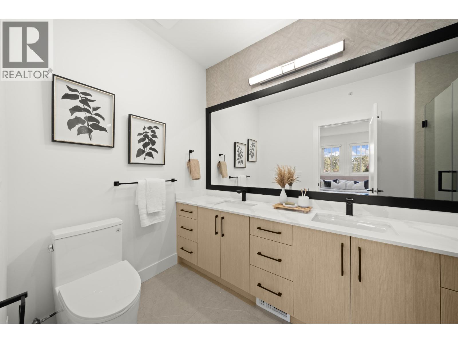 Photo 26 of 5 4829 48 Avenue, Ladner BC