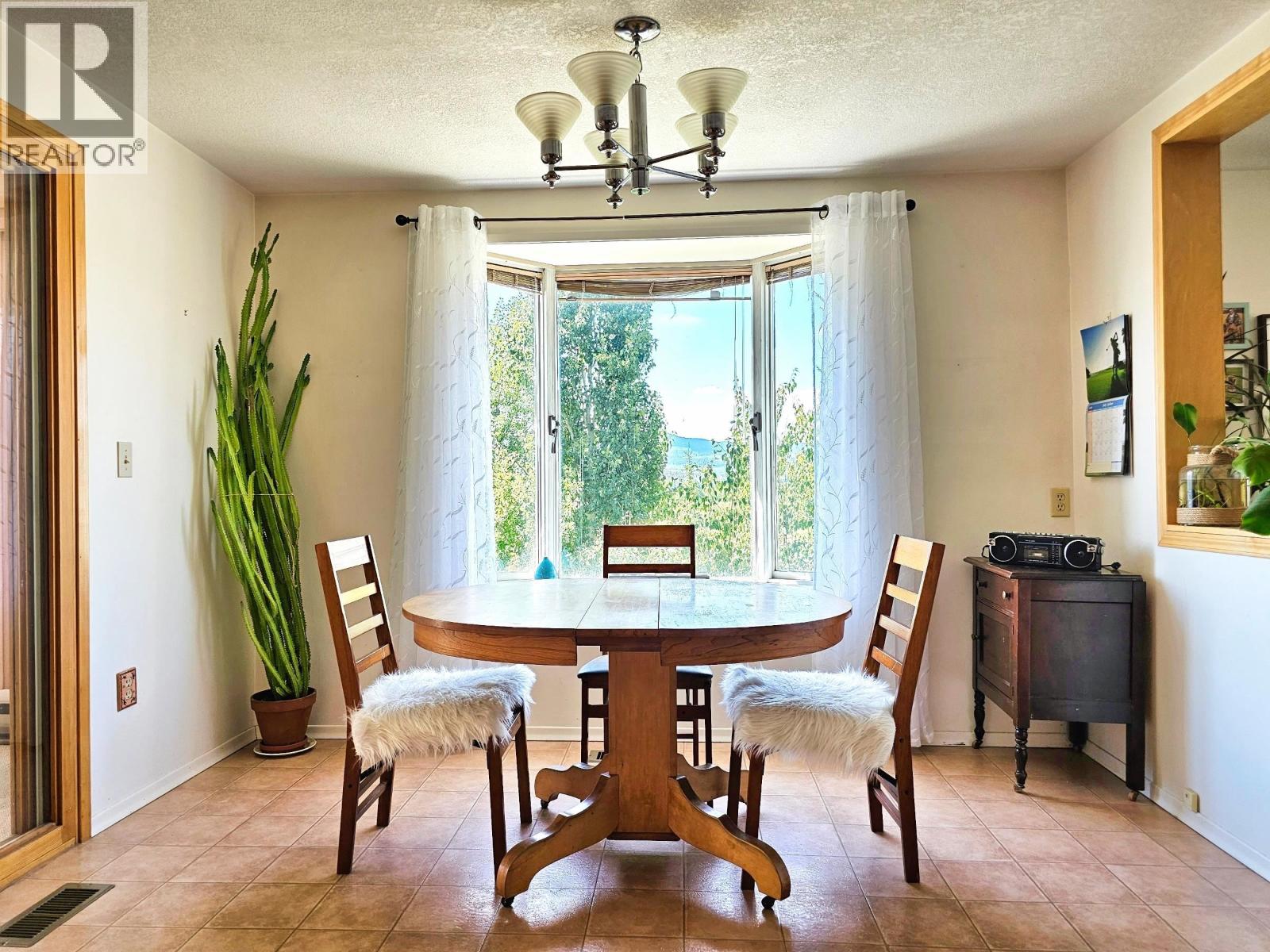 96 5TH Avenue, Burns Lake
