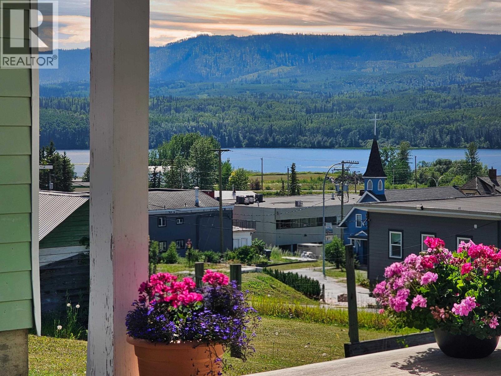 96 5TH Avenue, Burns Lake
