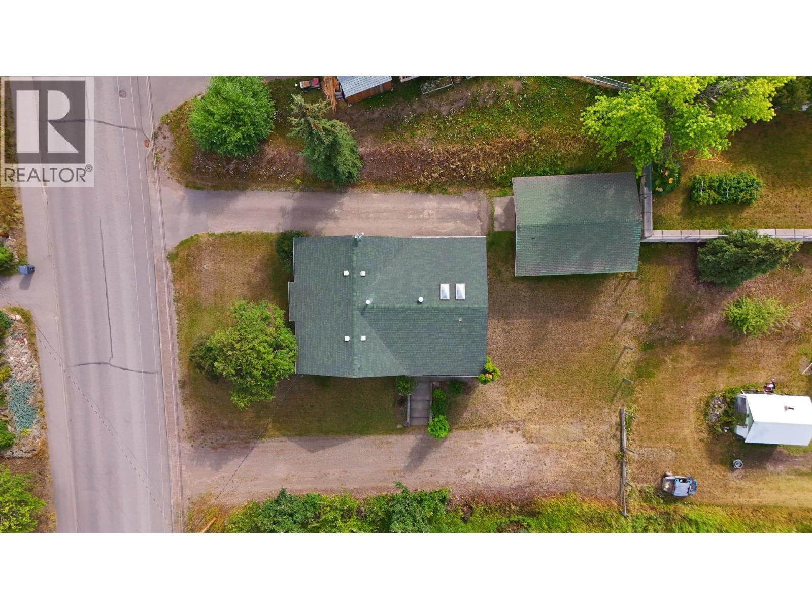 96 5TH Avenue, Burns Lake