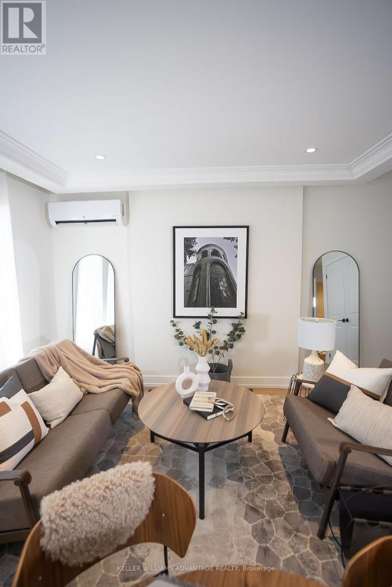Photo 3 of Unit 4 50 Castleton Avenue, Toronto ON