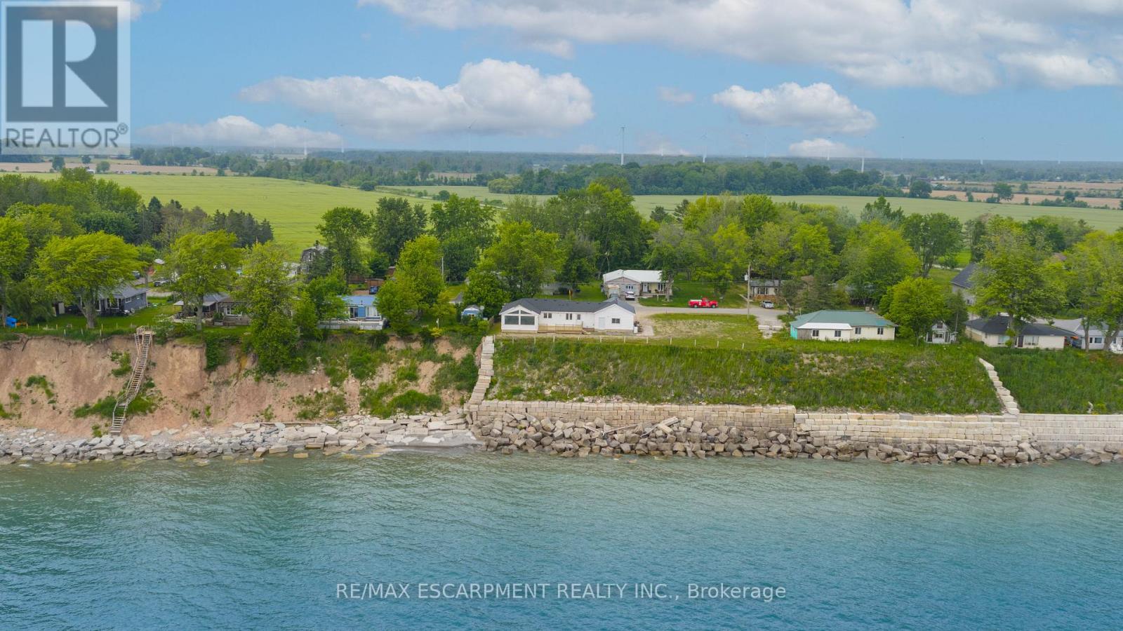 Photo 4 of 21 Villella Road, Haldimand ON