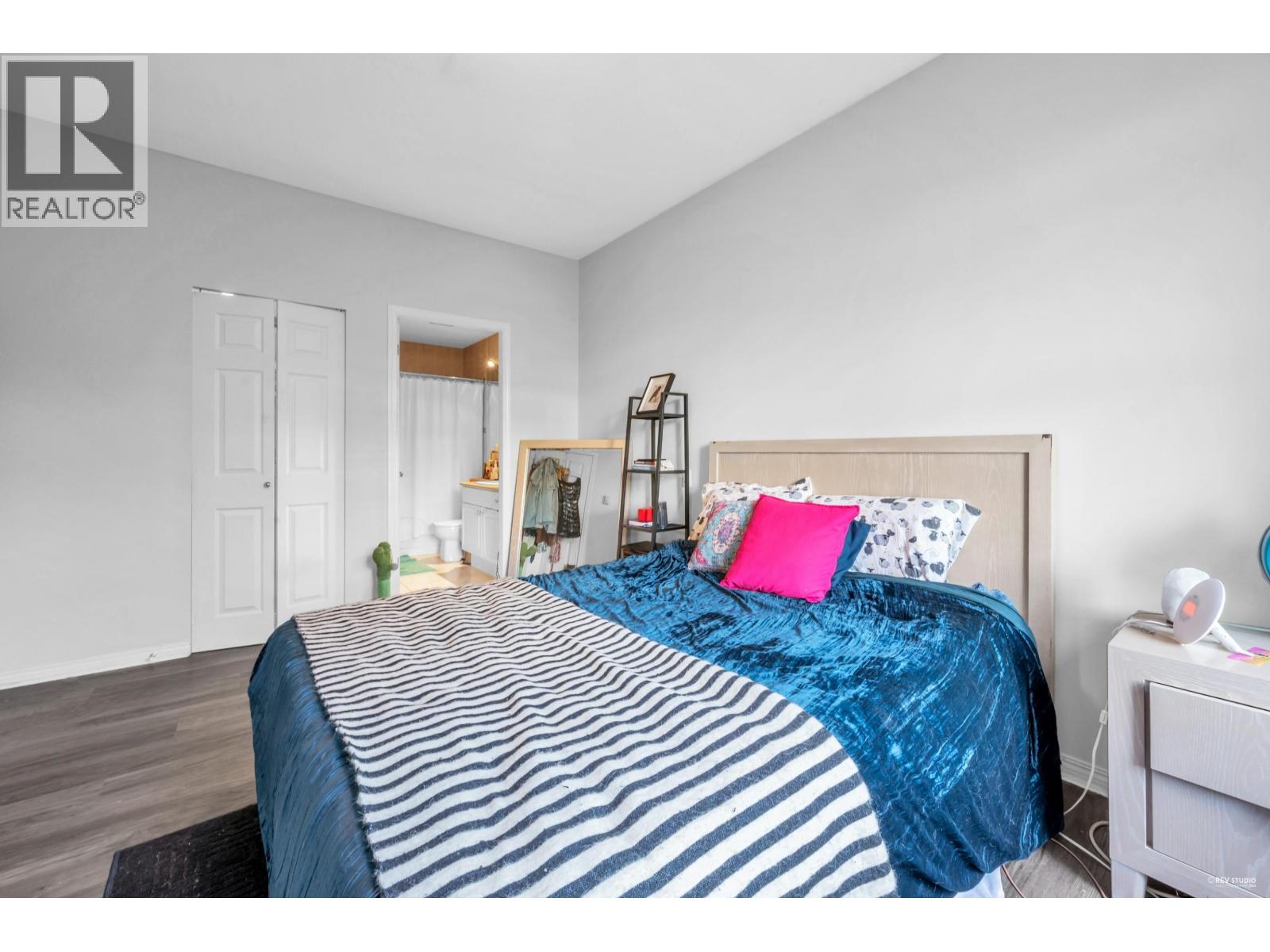 Photo 11 of 213 83 Star Crescent, New Westminster BC