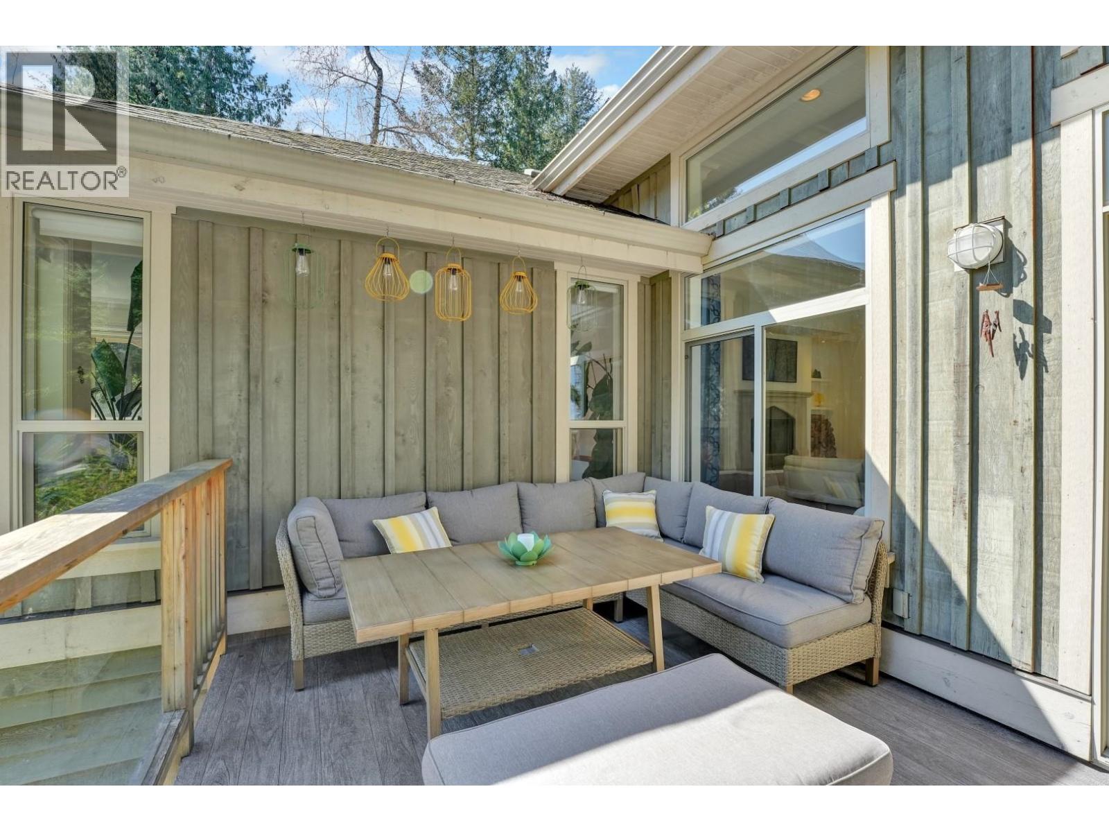 Photo 5 of 1321 Hillcrest Road, Bowen Island BC