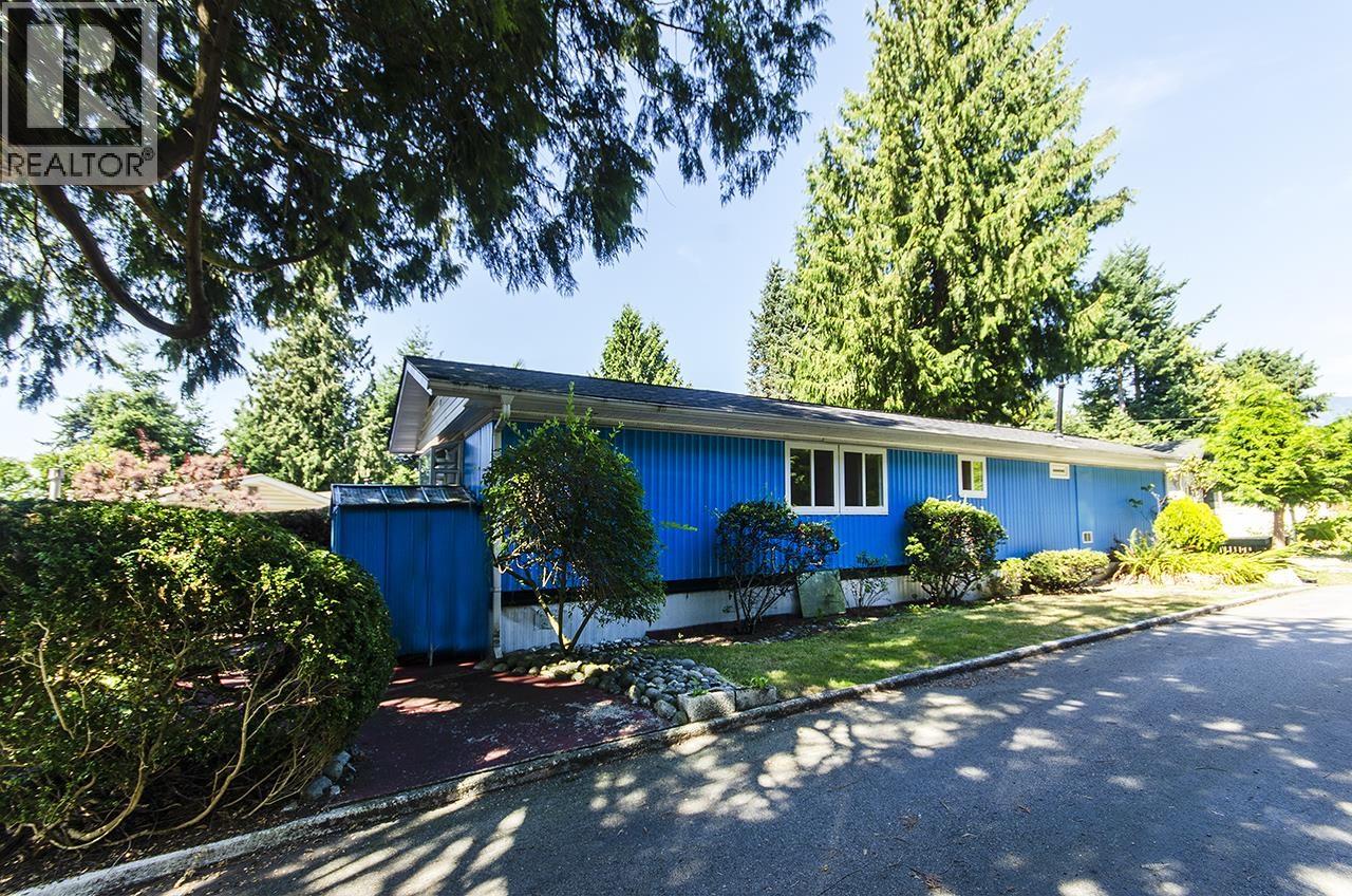 Photo 27 of 422 Raindance Crescent, West Vancouver BC