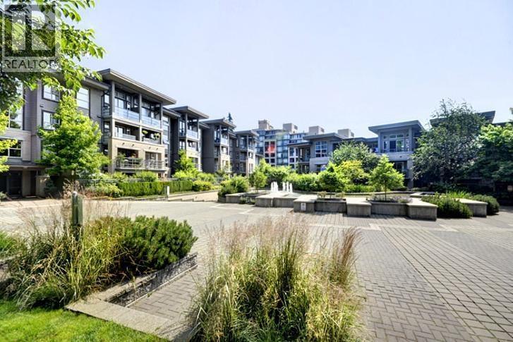 Photo 4 of 101 9329 University Crescent, Burnaby BC