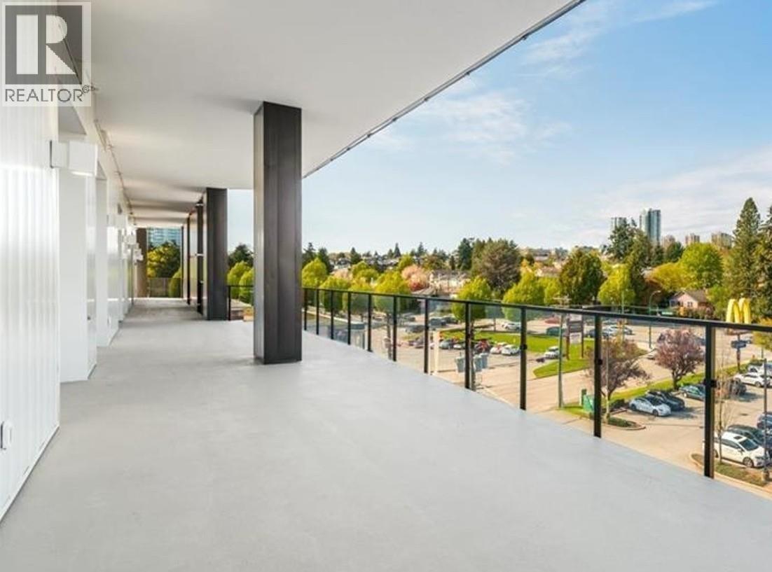Photo 20 of 302 8188 Manitoba Street, Vancouver BC