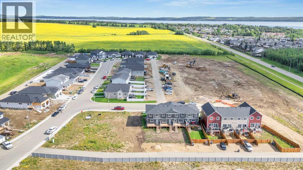 Photo 24 of 13 Gray Close, Sylvan Lake AB
