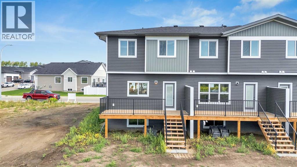 Photo 20 of 13 Gray Close, Sylvan Lake AB