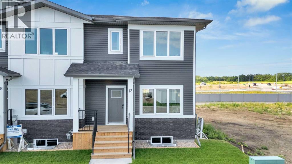 Photo 26 of 13 Gray Close, Sylvan Lake AB