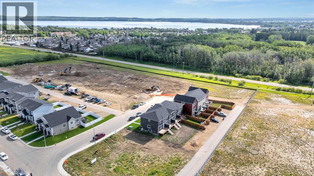 Photo 14 of 13 Gray Close, Sylvan Lake AB
