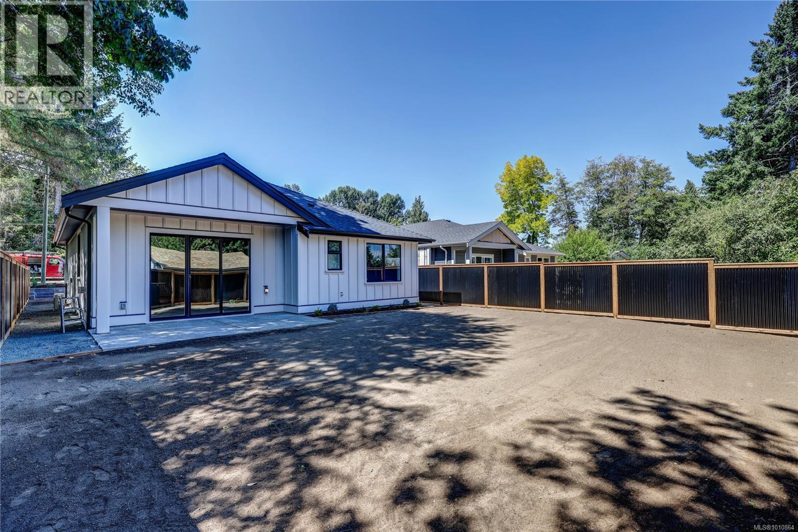 Photo 25 of 430 Craig St, Parksville BC