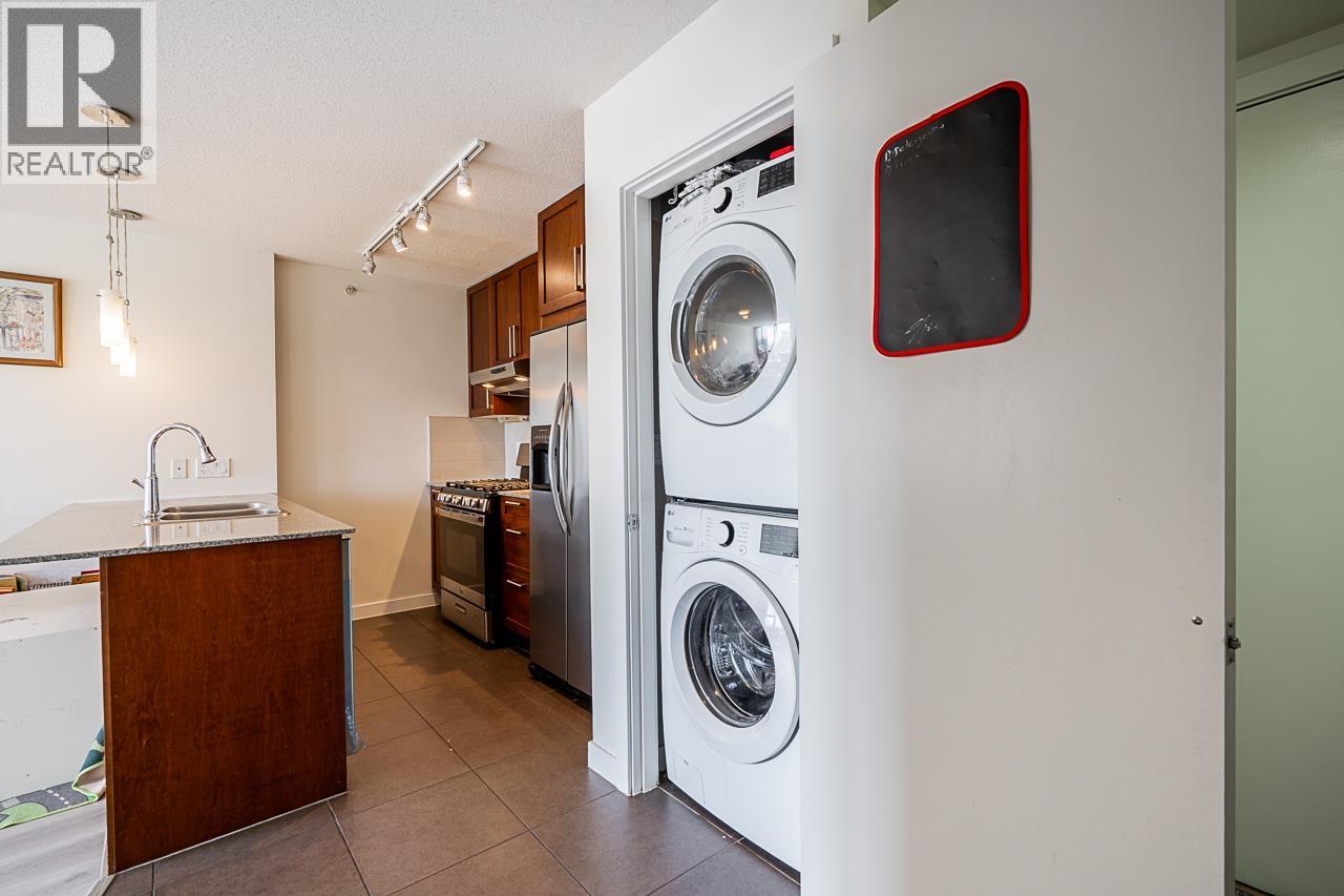 Photo 14 of 2301 7088 Salisbury Avenue, Burnaby BC
