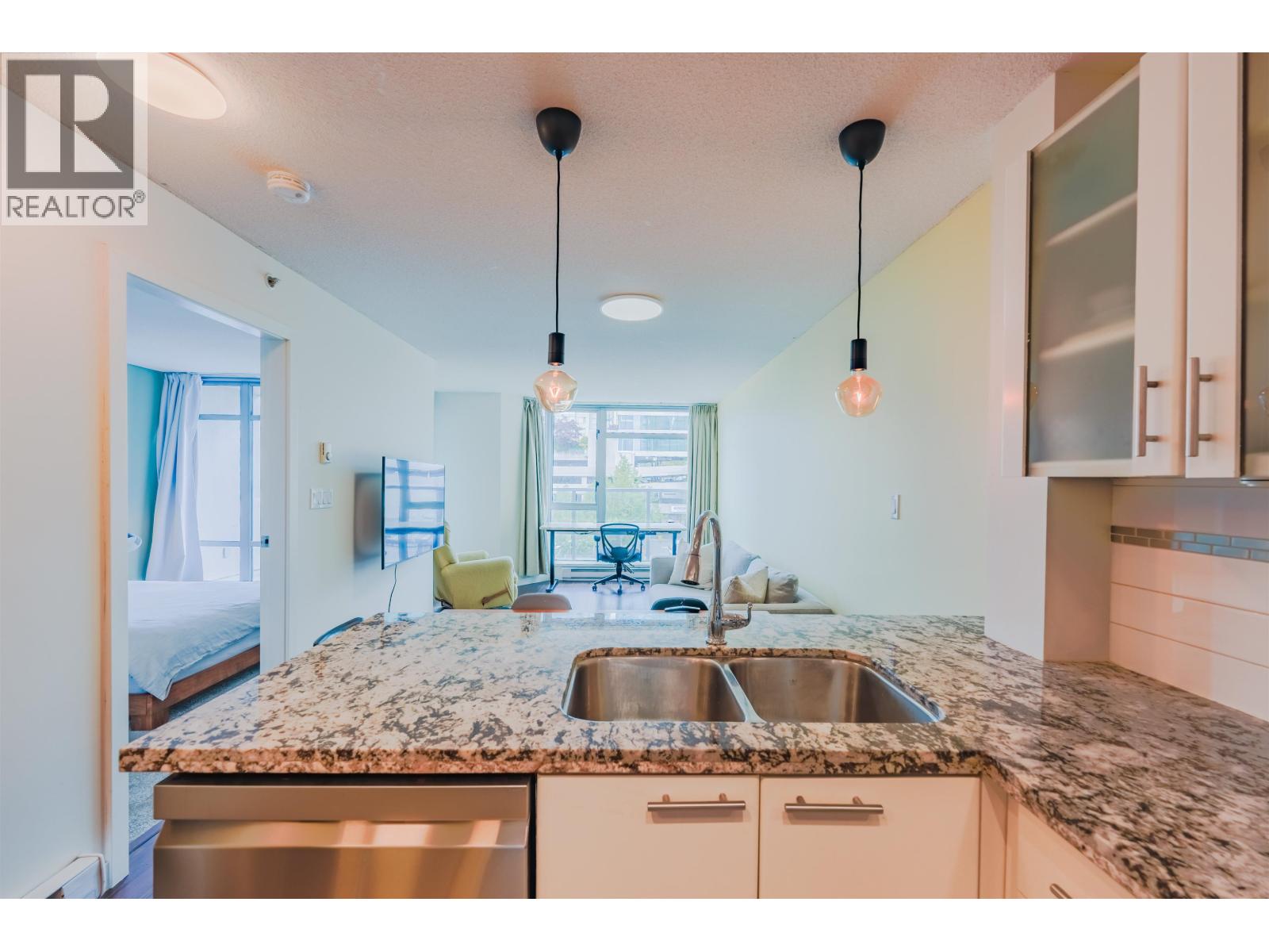 Photo 10 of 511 7888 Saba Road, Richmond BC