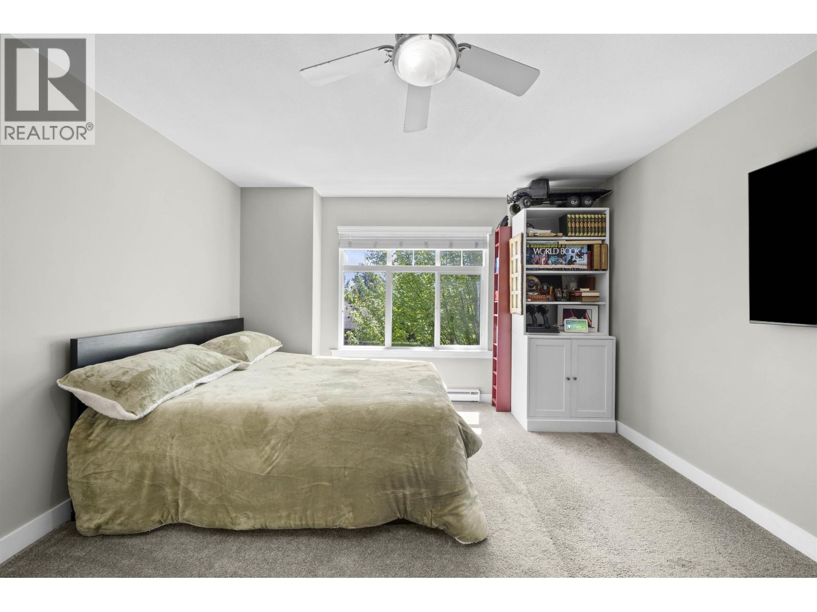 Photo 15 of 2 11282 Cottonwood Drive, Maple Ridge BC