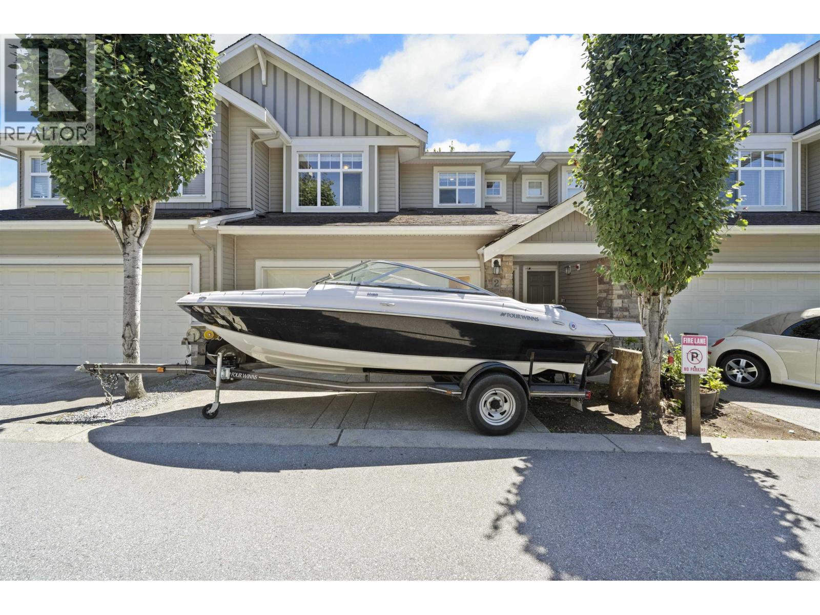 Photo 2 of 2 11282 Cottonwood Drive, Maple Ridge BC