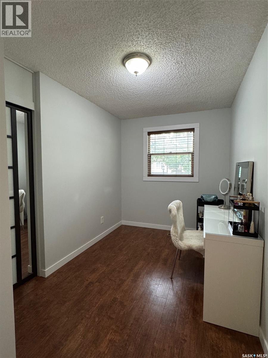 Photo 26 of 3107 7th Avenue E, Regina SK