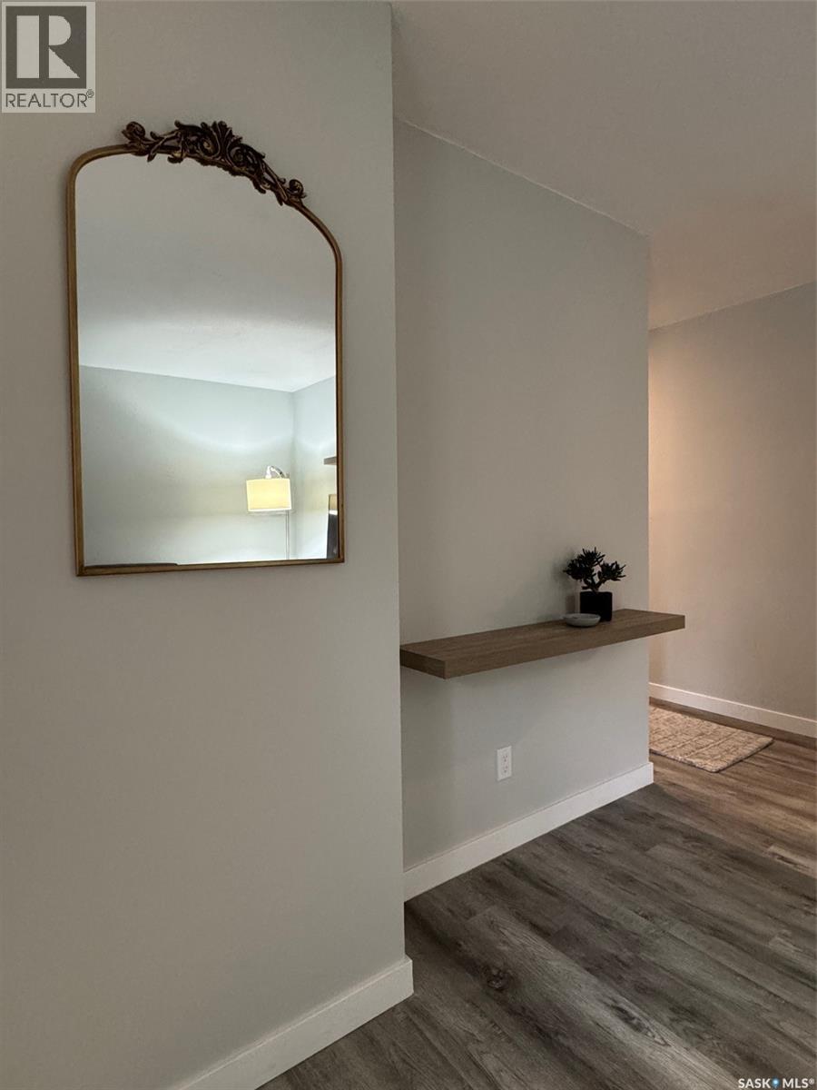 Photo 5 of 3107 7th Avenue E, Regina SK