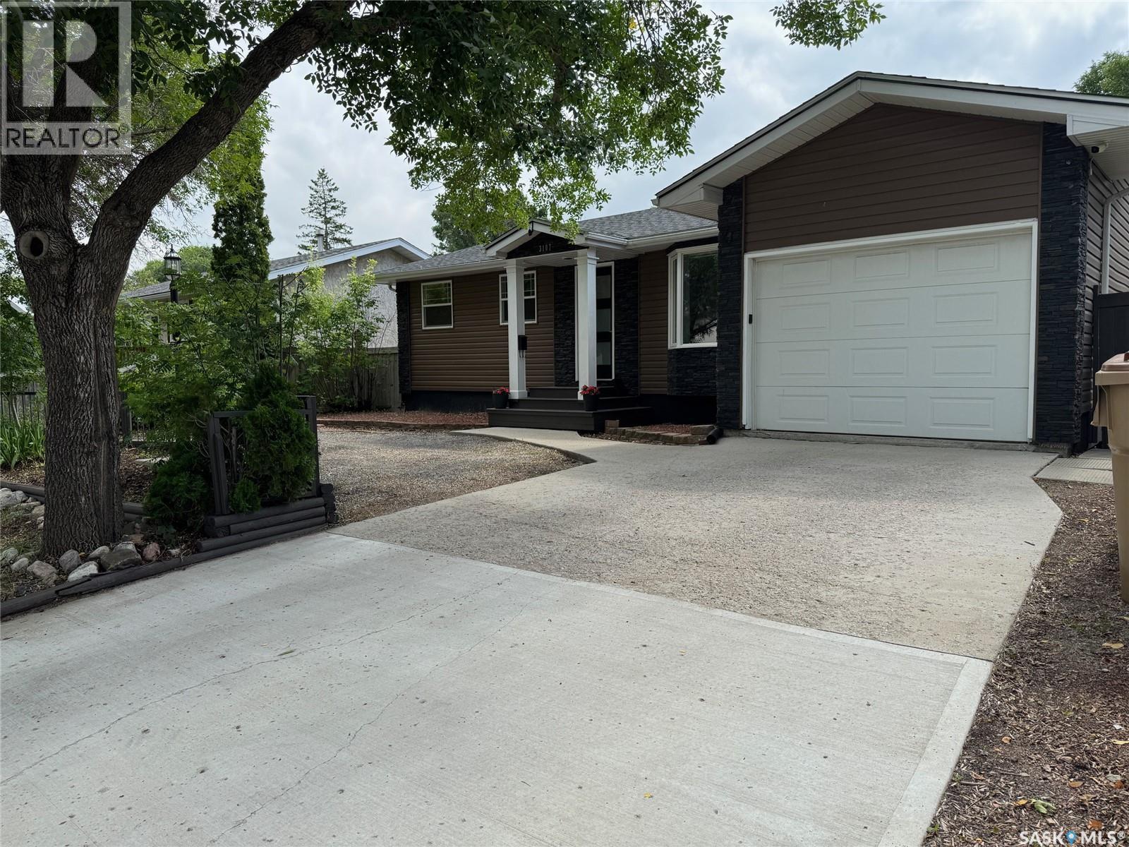 Photo 1 of 3107 7th Avenue E, Regina SK